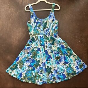 Floral Blue and Green cotton Dress- princess seams flare, size 10